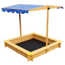Überdachter Sandkasten
