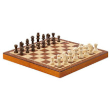 Navaris Schachspiel
