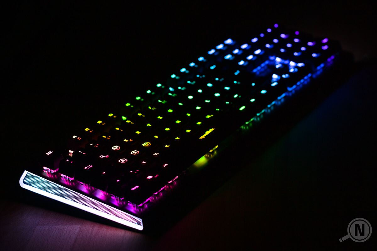 Gaming-Tastatur mit RGB-Beleuchtung
