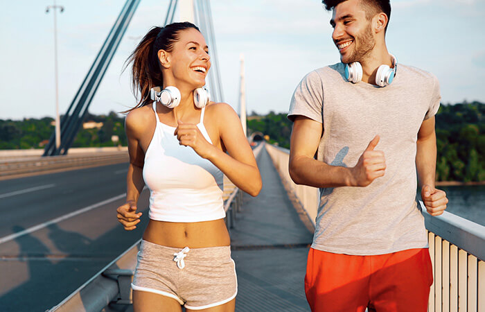 Bluetooth-Kopfhörer beim Joggen