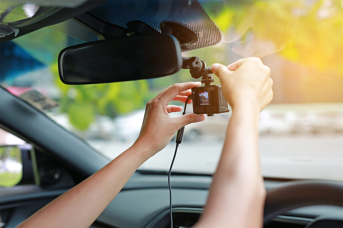 Installation der Dashcam-Kamera
