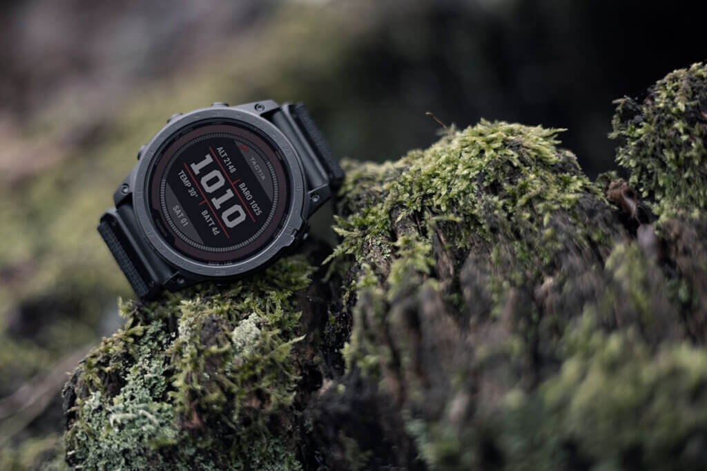 Garmin Uhr im Wald