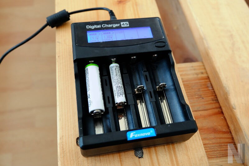 Eine Aufnahme vom Foxnovo Intelligent während des Ladevorgangs. 