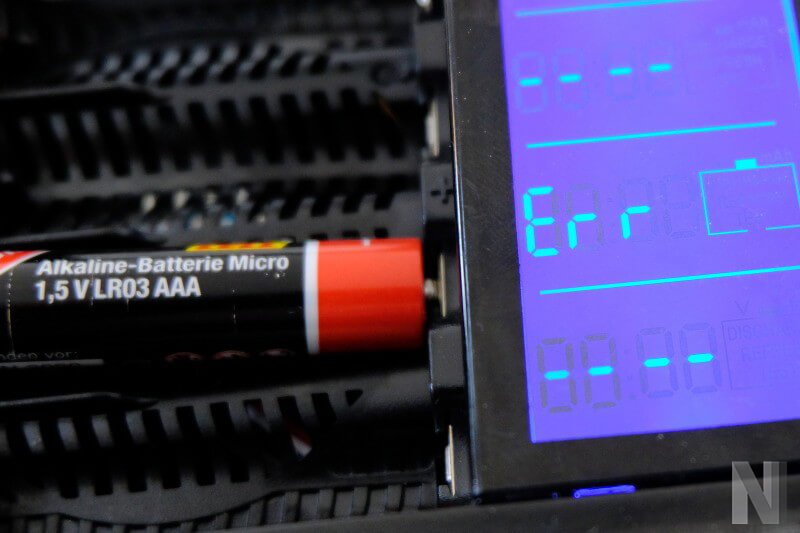 Fehlermeldung auf Display des Ladegeraets. 