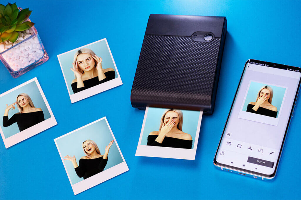 mobiler kleiner fotodrucker nutzt die zero-ink-technologie