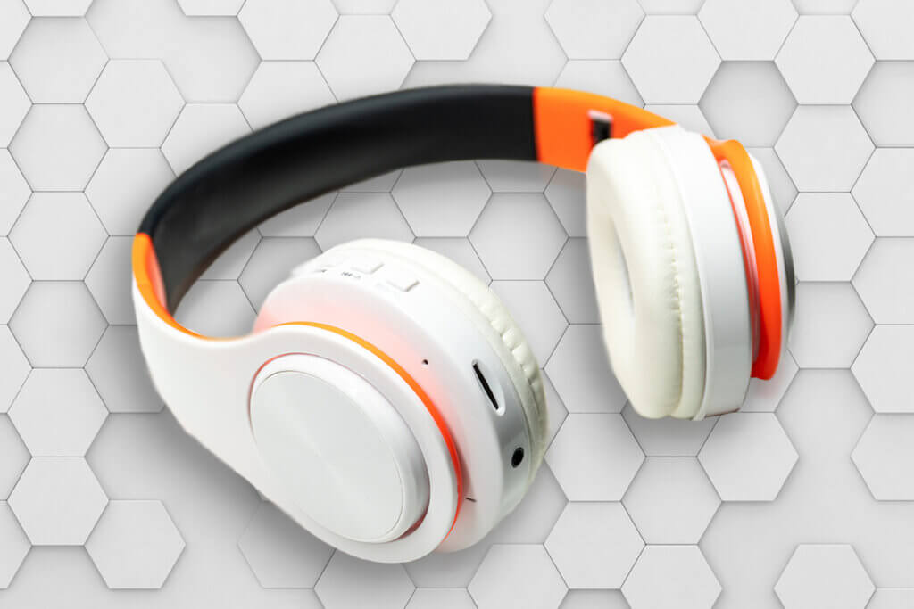 weiß orange Kopfhörer